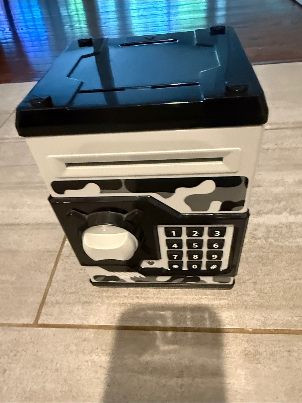 AMAZING LIMITED AVAILABILITY ATM CAMO-GRAY MONEY SAFE (VCERTCPL)